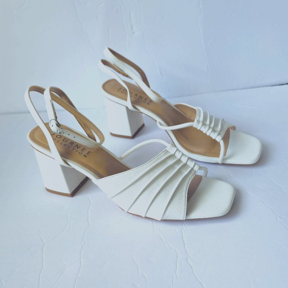 Journee Collection Women's Shillo Block Heel Pumps Sandal Size 10 White